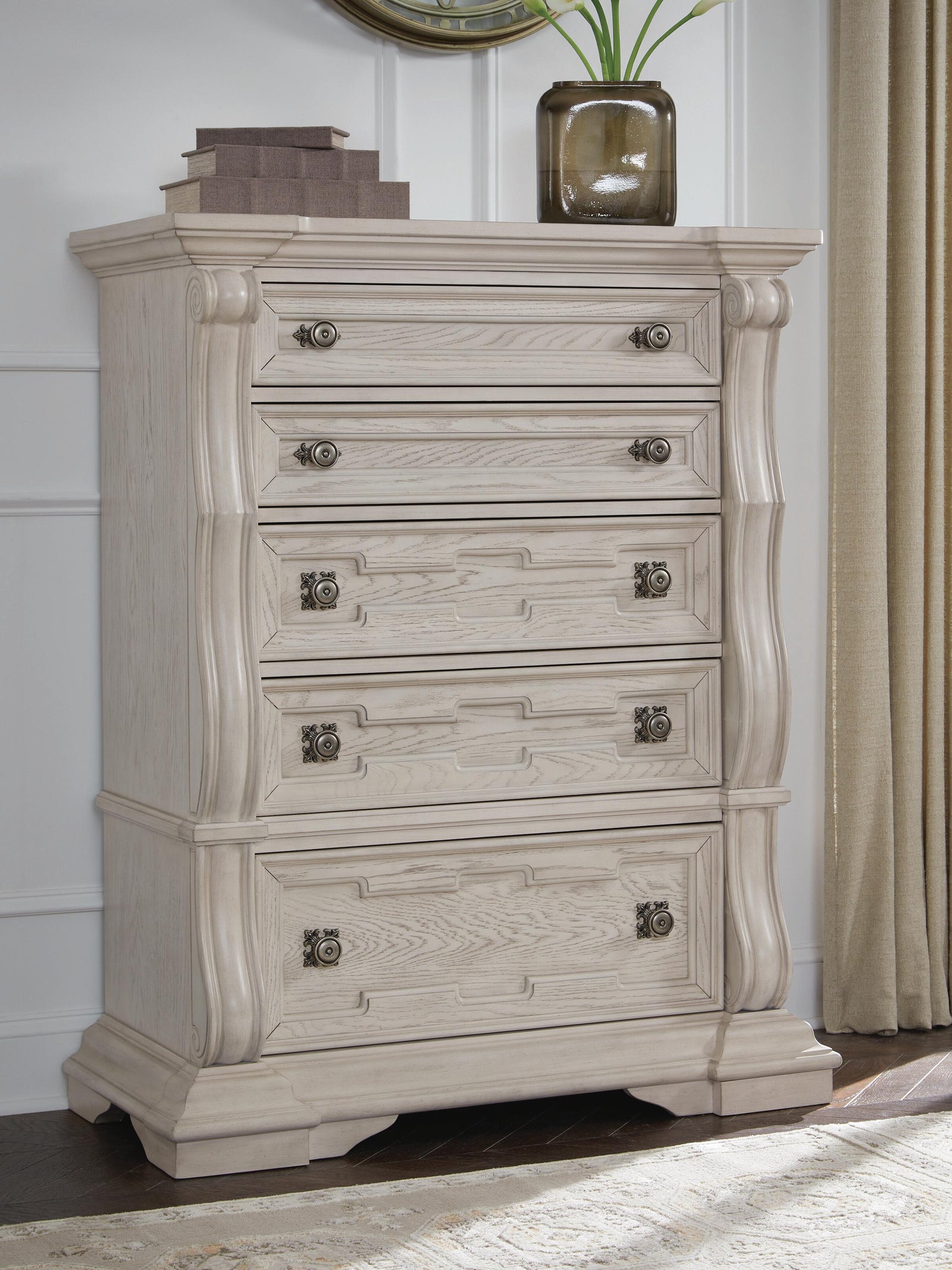 Bruchandi Chest of Drawers - Gray (2)