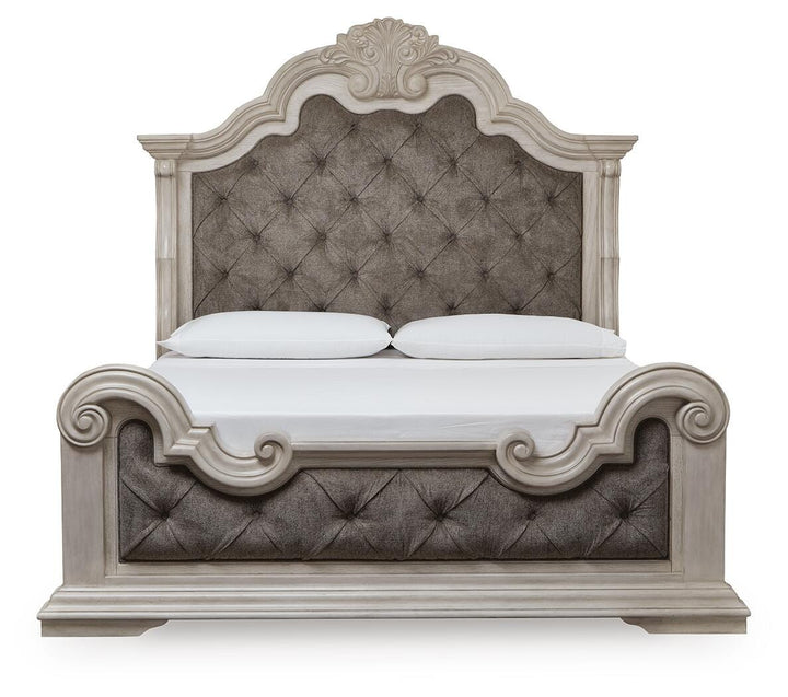 Bruchandi California King Upholstered Panel Bed - Gray (4)