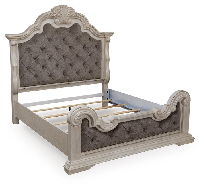 Bruchandi King Upholstered Panel Bed - Gray (3)