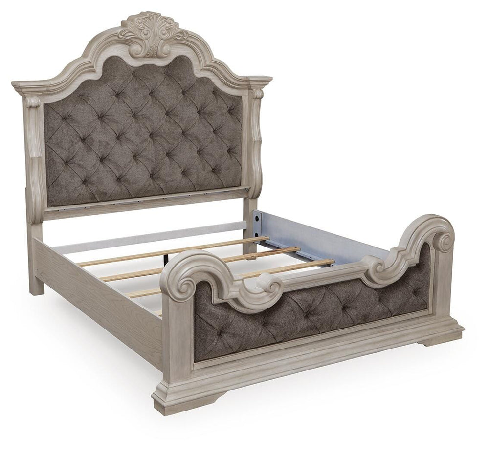 Bruchandi California King Upholstered Panel Bed - Gray (3)