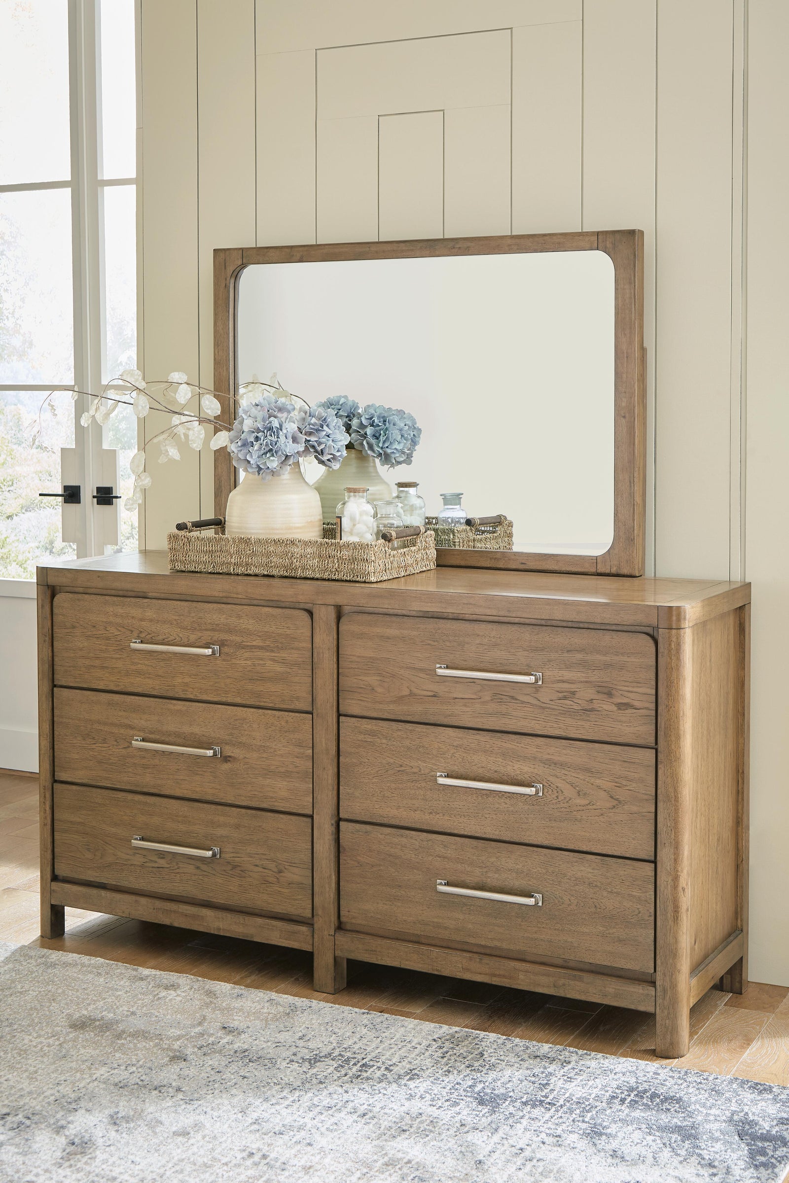Cabalynn Dresser and Mirror - Light Brown (2)