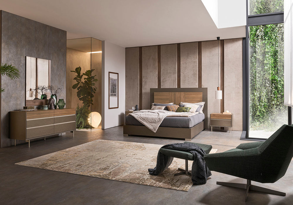 ALF Italia CityLife upholstered bed in walnut and matt bronze