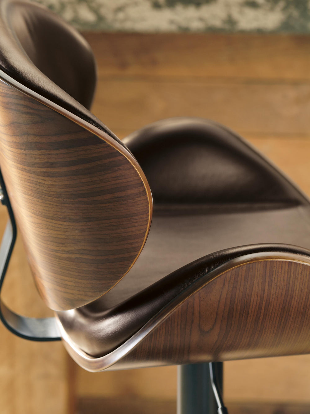 Bellatier Adjustable Height Bar Stool - Dark Brown (3)