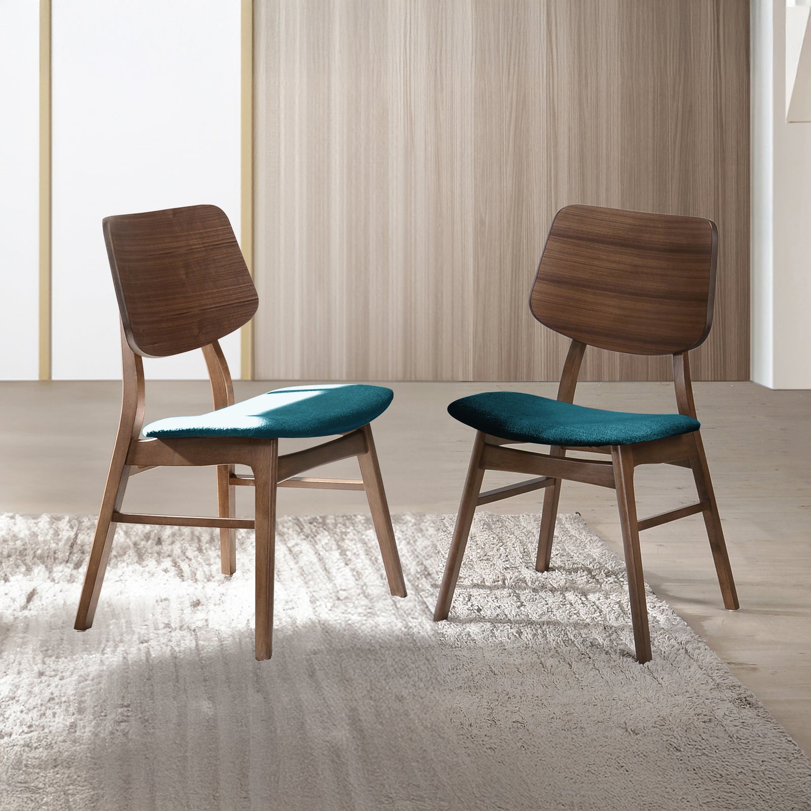 Oscar Chair With Teal Cushion-Walnut