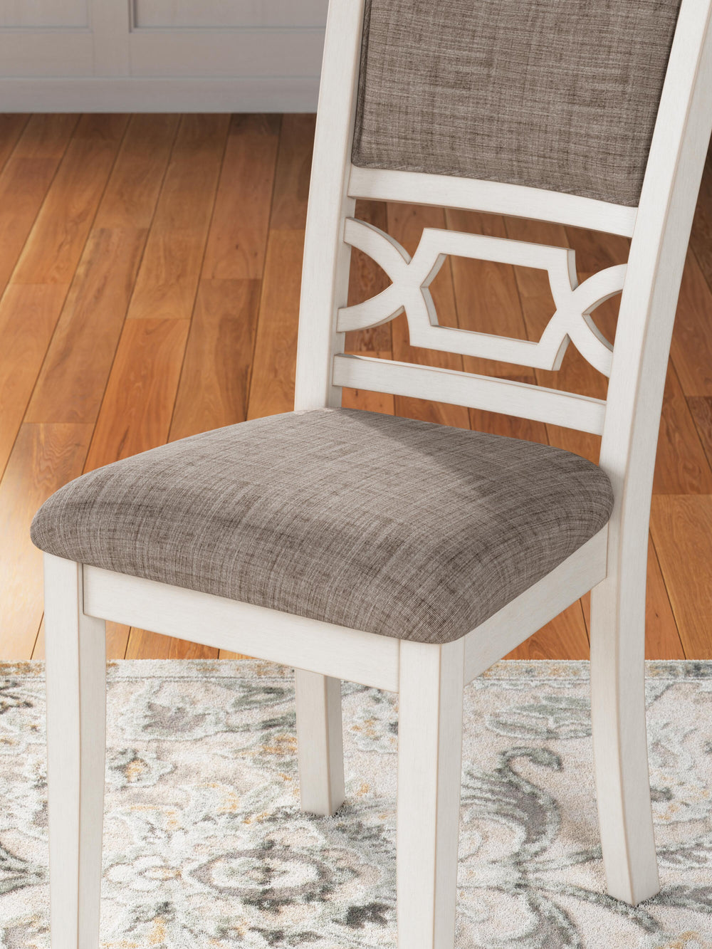 Erinberg Dining Table and 4 Chairs and Bench (Set of 6) - White (5)