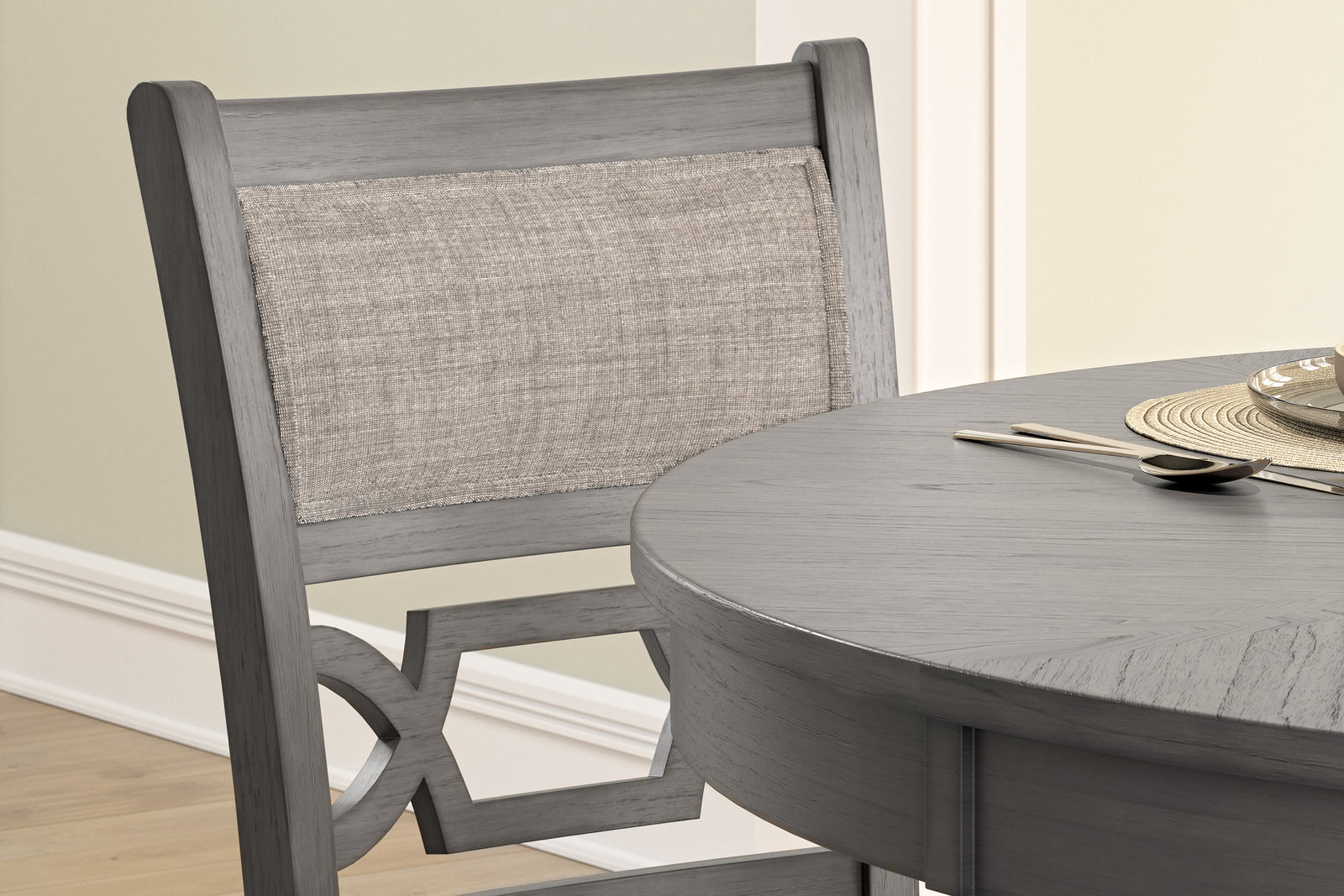 Wrenning Counter Height Dining Table and 4 Barstools