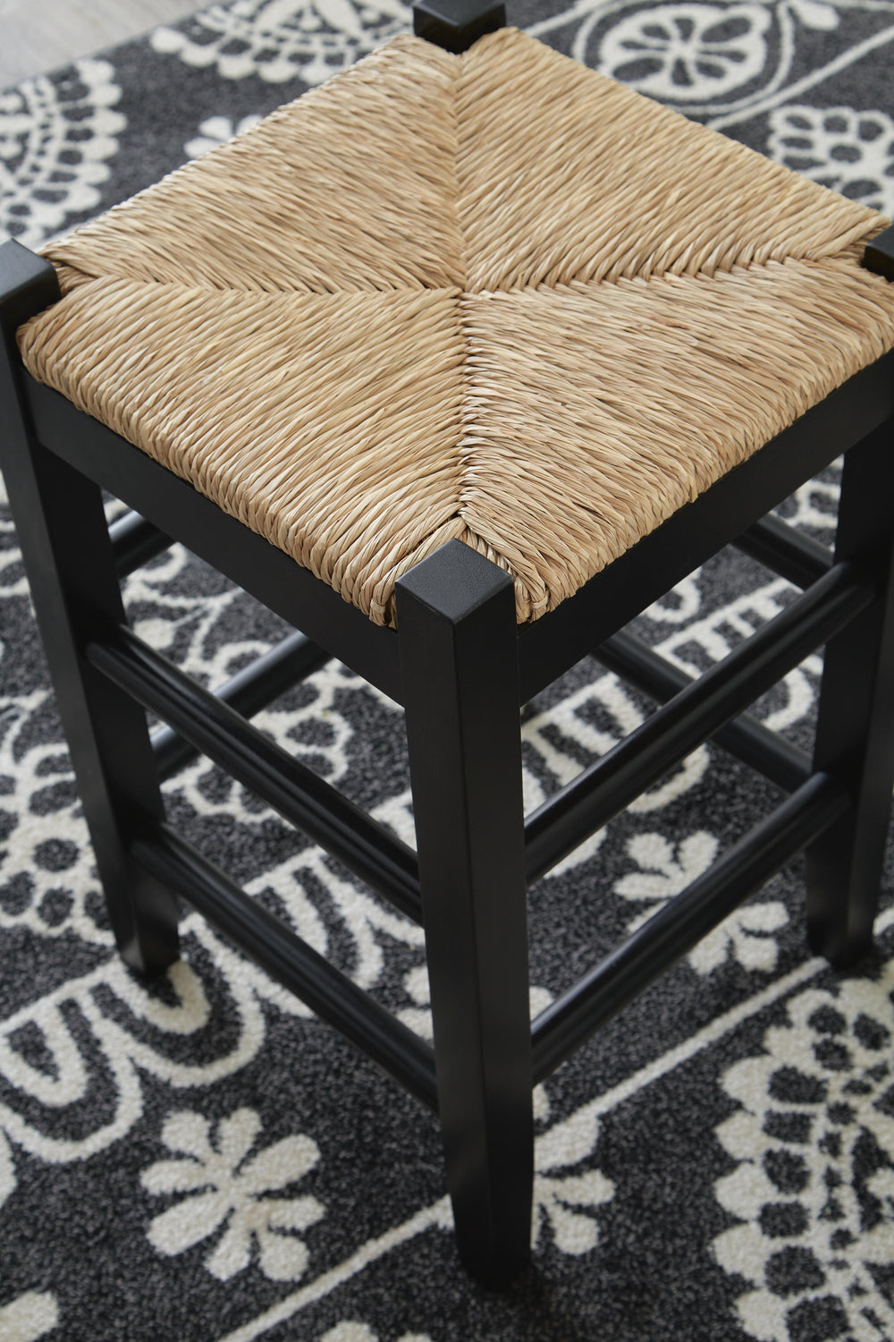 Mirimyn Bar Height Bar Stool - Black (5)