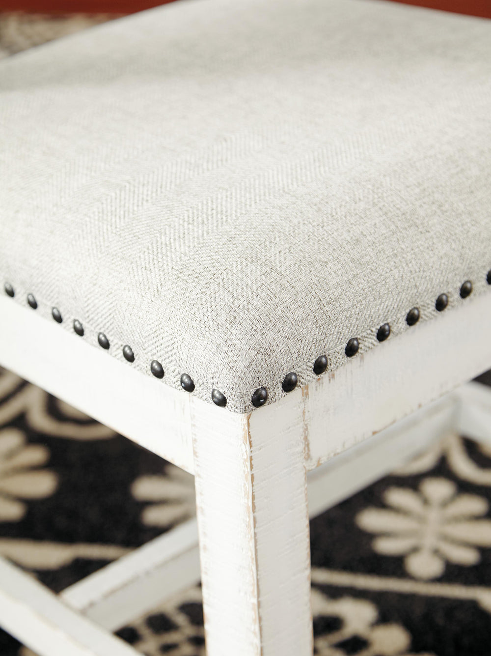 Valebeck Dining Chair - Beige (6)