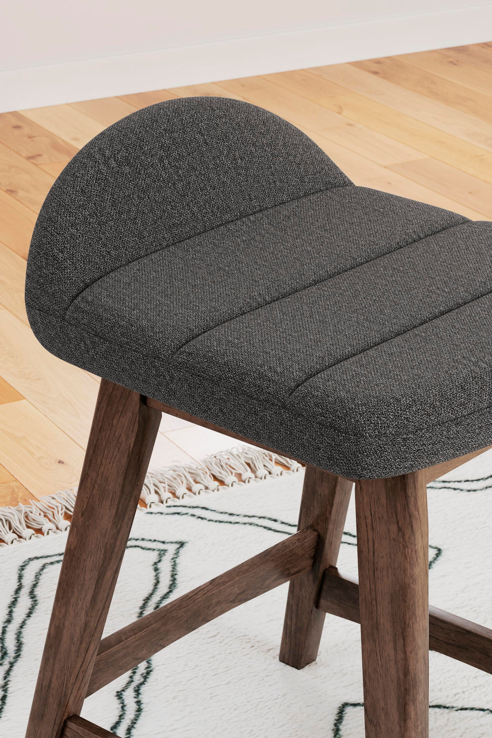 Lyncott Counter Height Bar Stool - Dark Gray (8)