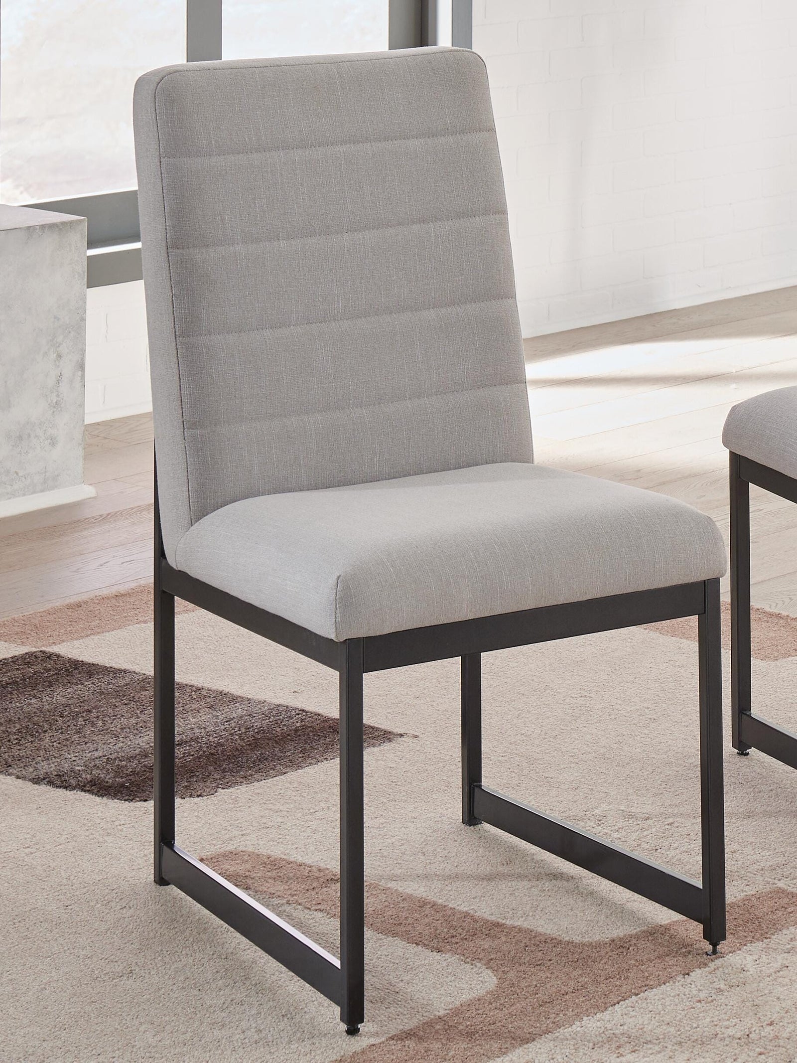 Tomtyn Dining Chair - Light Brown (2)
