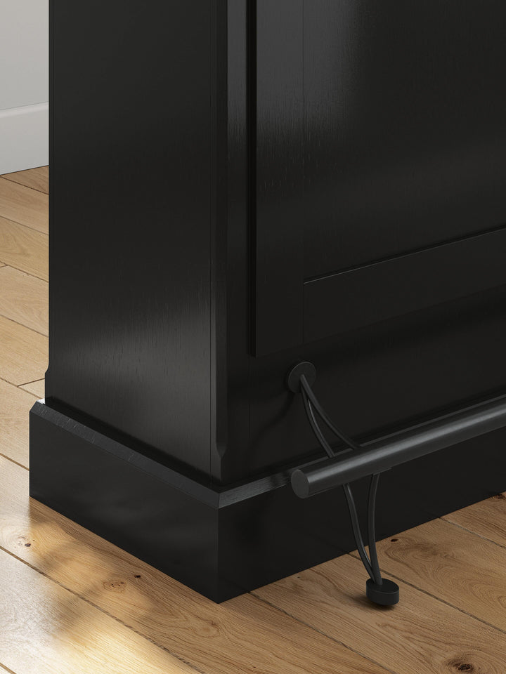 Wildenauer 78" Bar - Black (8)