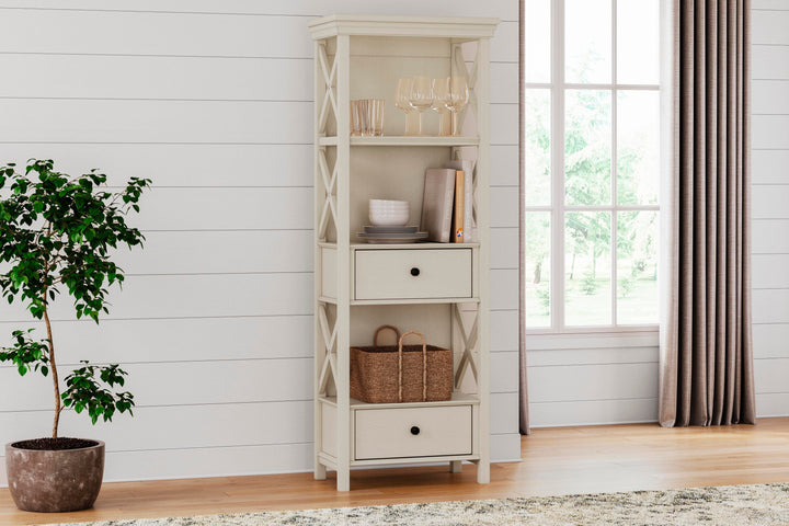 Bolanburg Display Cabinet - White (2)