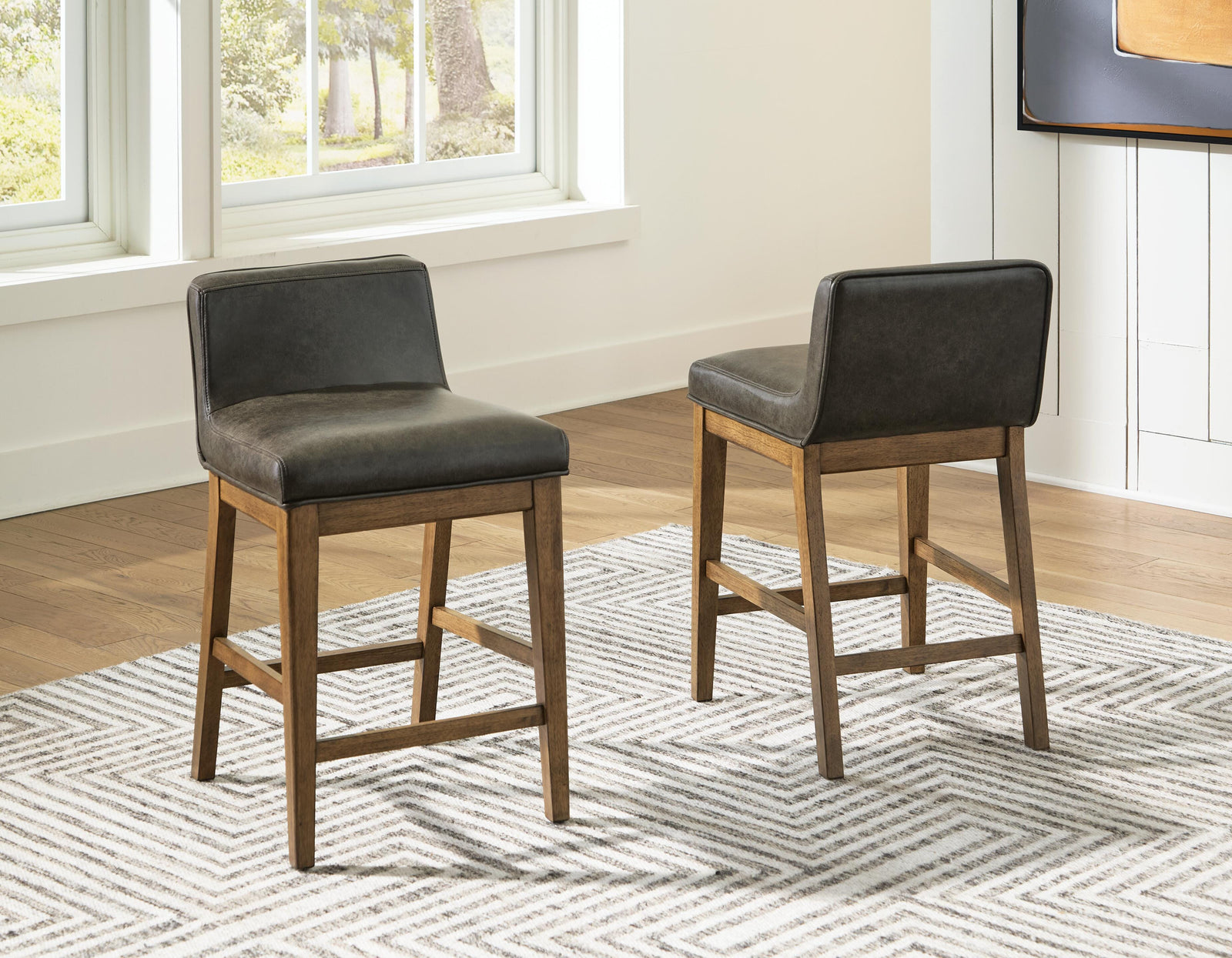 Cabalynn Counter Height Barstool - Dark Brown (2)