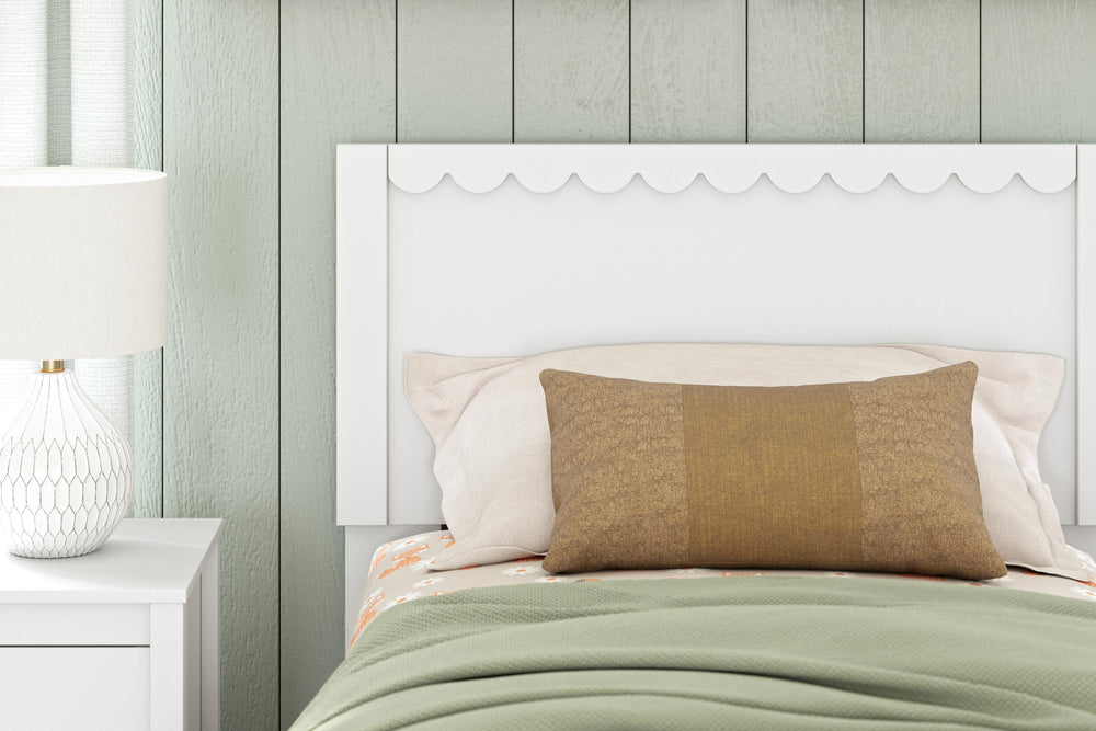 Hallityn Twin Panel Platform Bed - White (9)