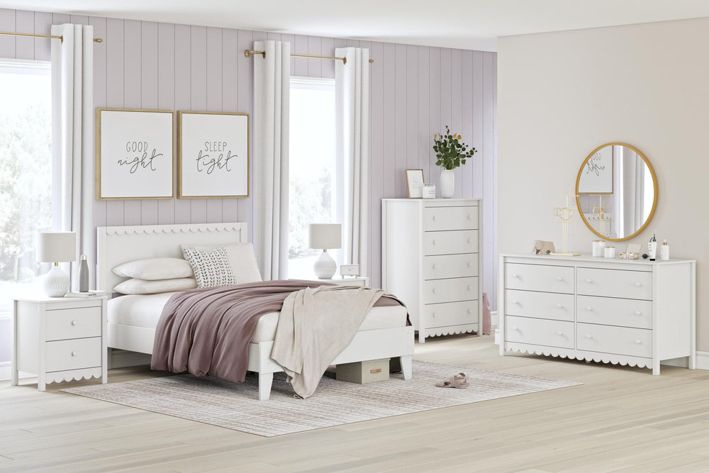 Hallityn Dresser - White (12)