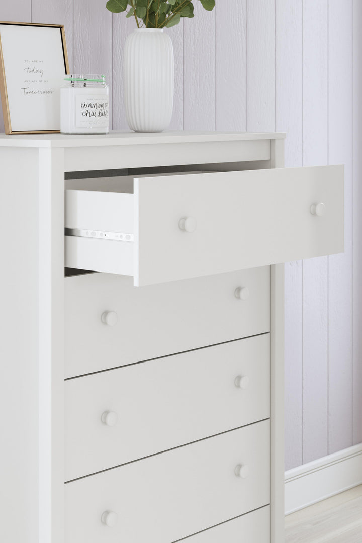 Hallityn Chest of Drawers - White (10)