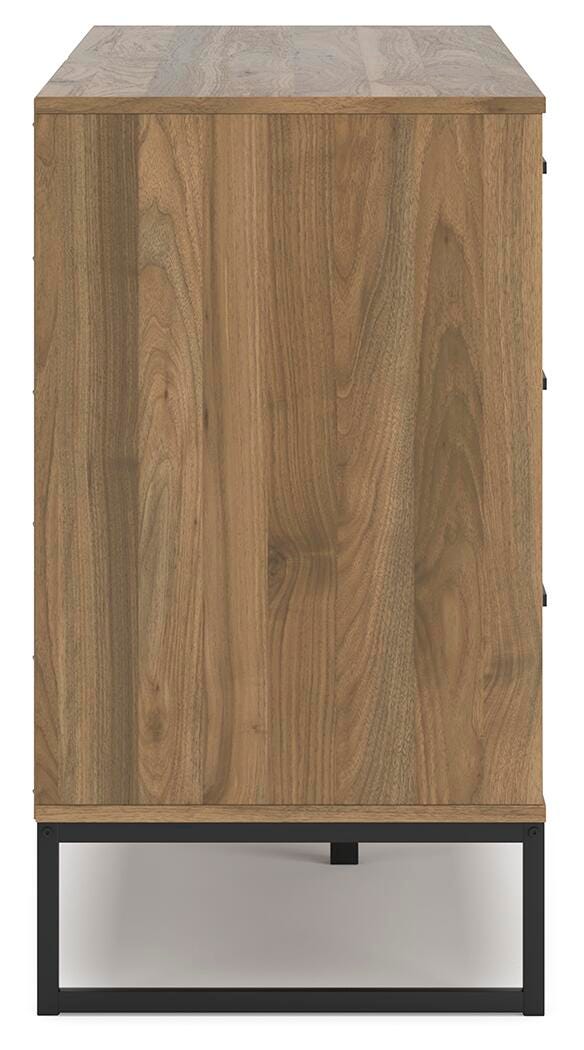 Deanlow Dresser - Light Brown (8)
