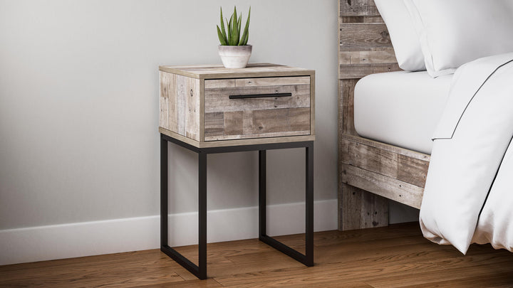 Neilsville Nightstand - Light Brown (8)