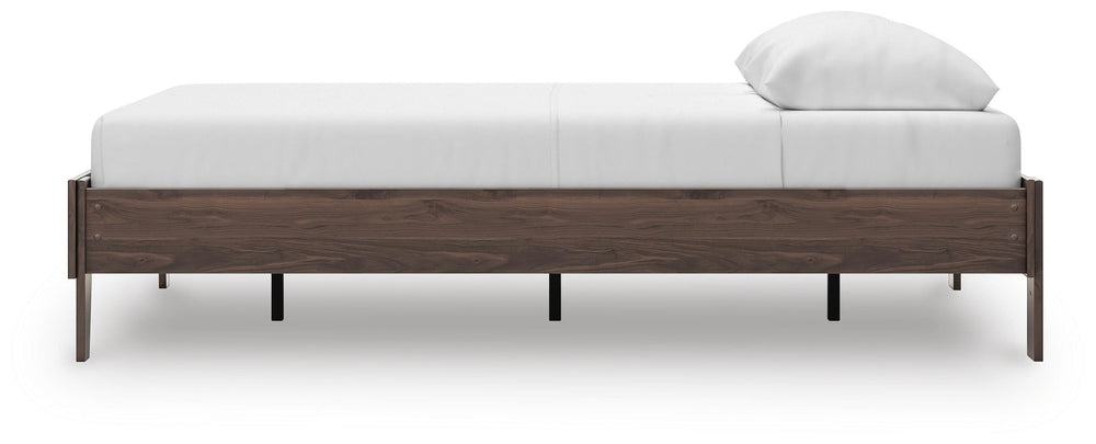 Calverson Queen Platform Bed - Light Brown (8)
