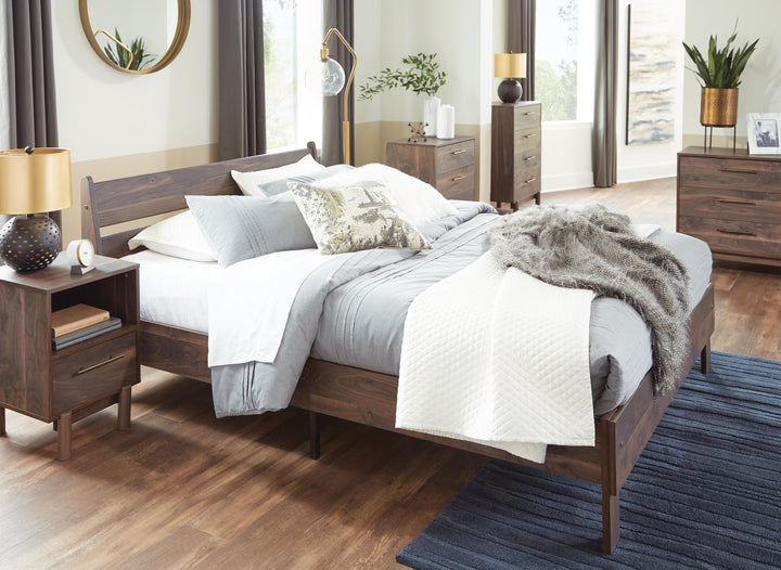 Calverson Full Panel Platform Bed - Mocha (7)
