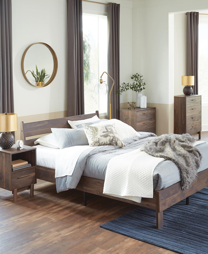 Calverson Full Panel Platform Bed - Mocha (8)