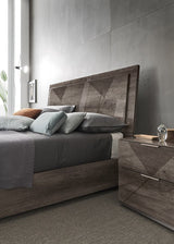 ALF Italia Favignana platform bed in surfaced oak