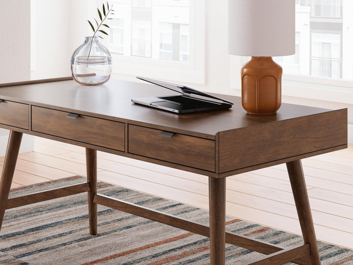 Lyncott 60" Home Office Desk - Dark Brown (10)