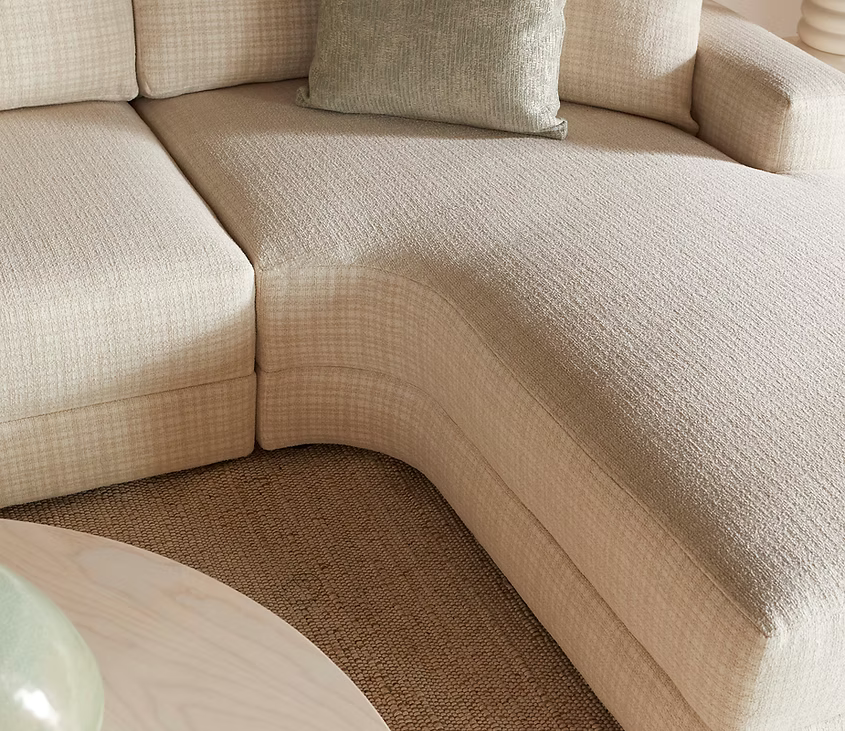 Jonathan Louis Saldana Sectional-Arm