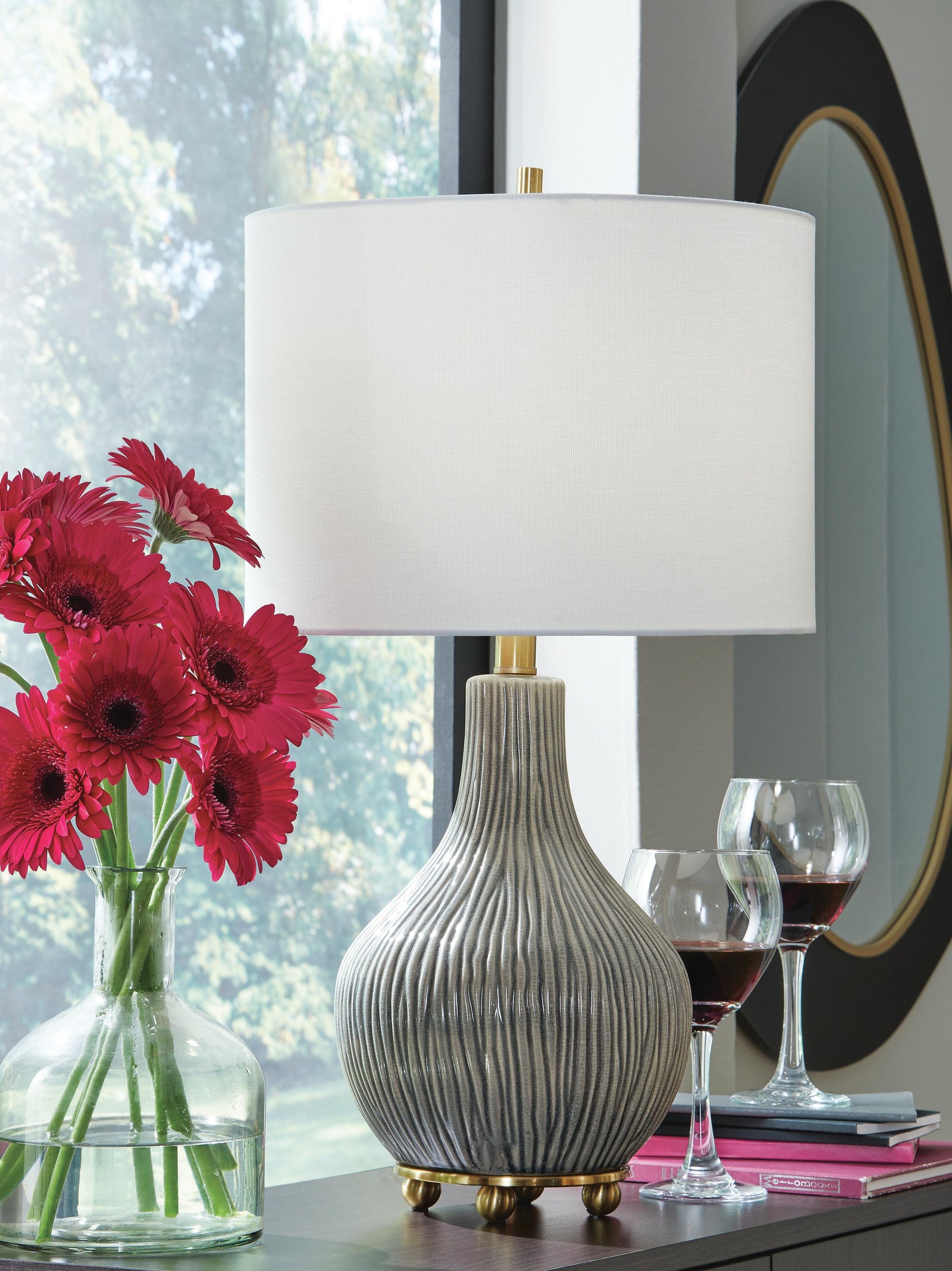 Judlen Table Lamp - Dark Gray (2)