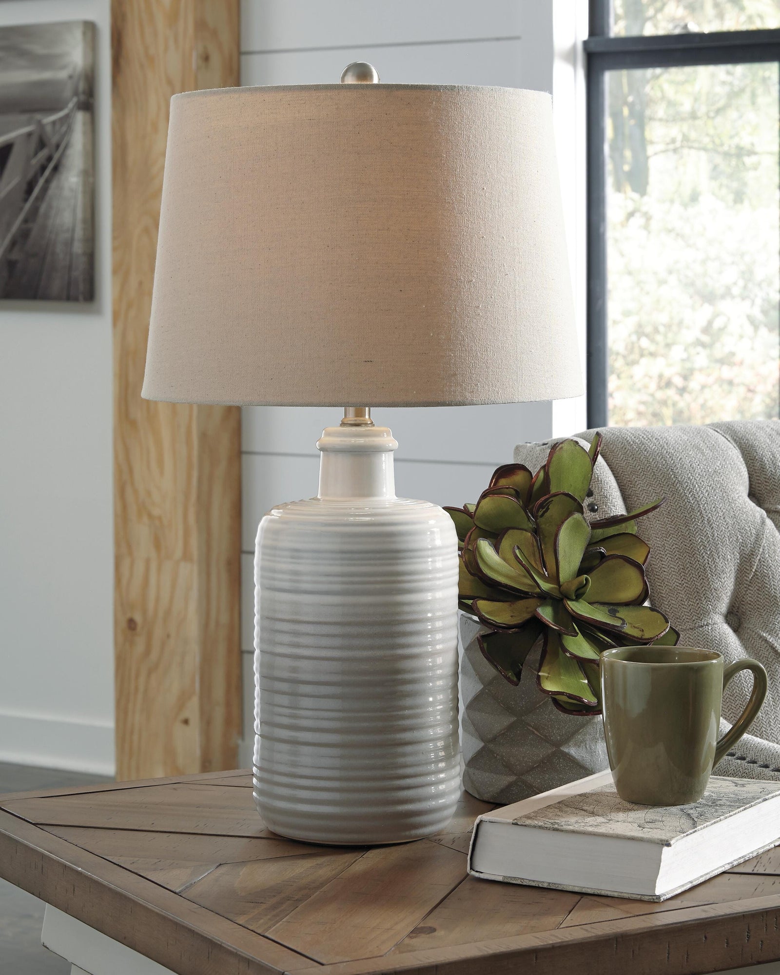 Marnina Table Lamp (Set of 2) - Light Brown (2)