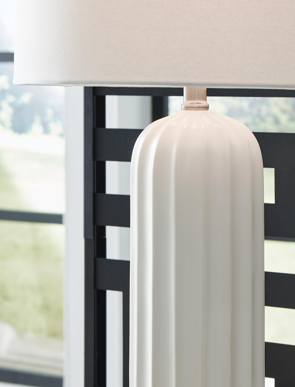 Clarkland Table Lamp (Set of 2) - White (4)