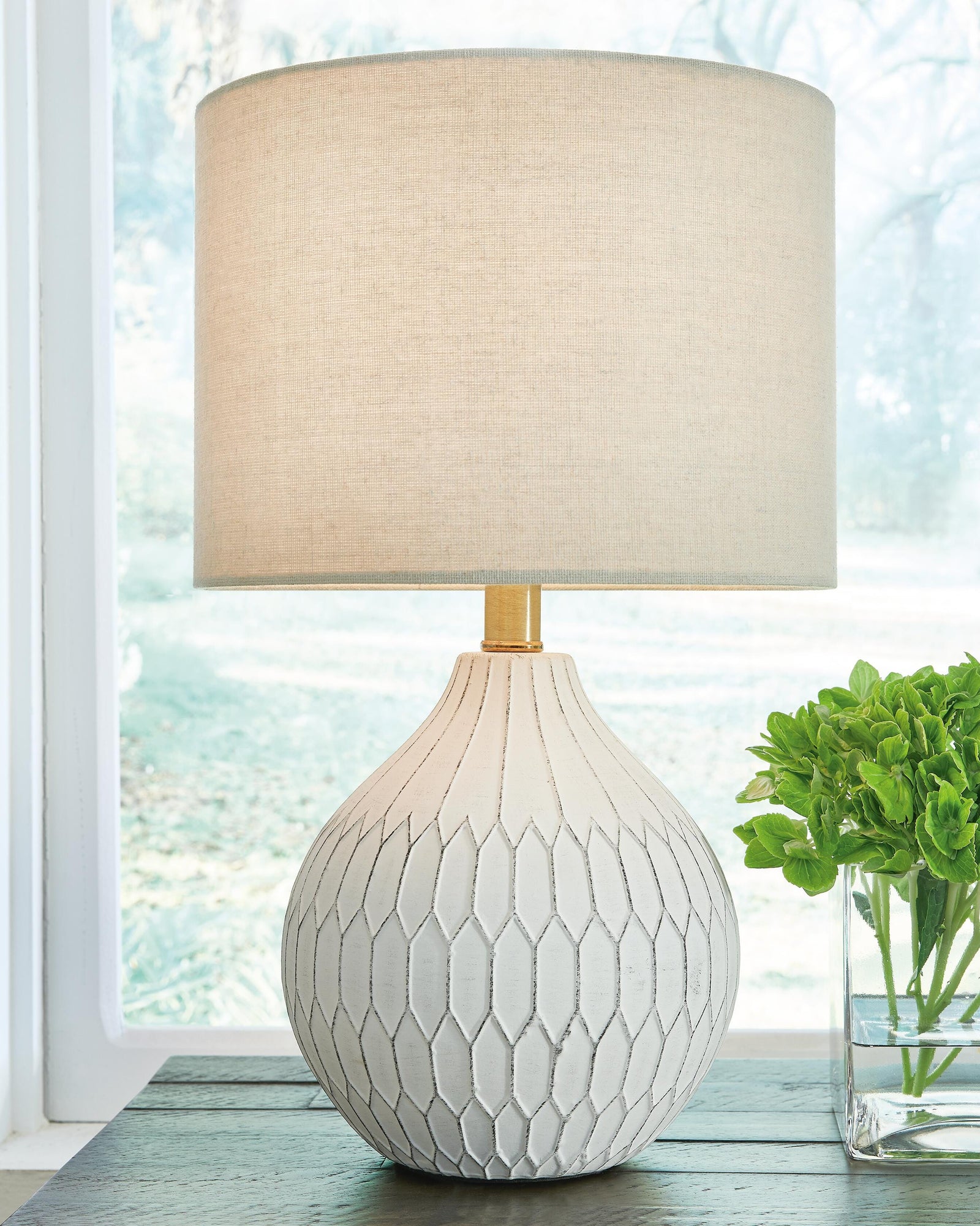 Wardmont Table Lamp - White (2)