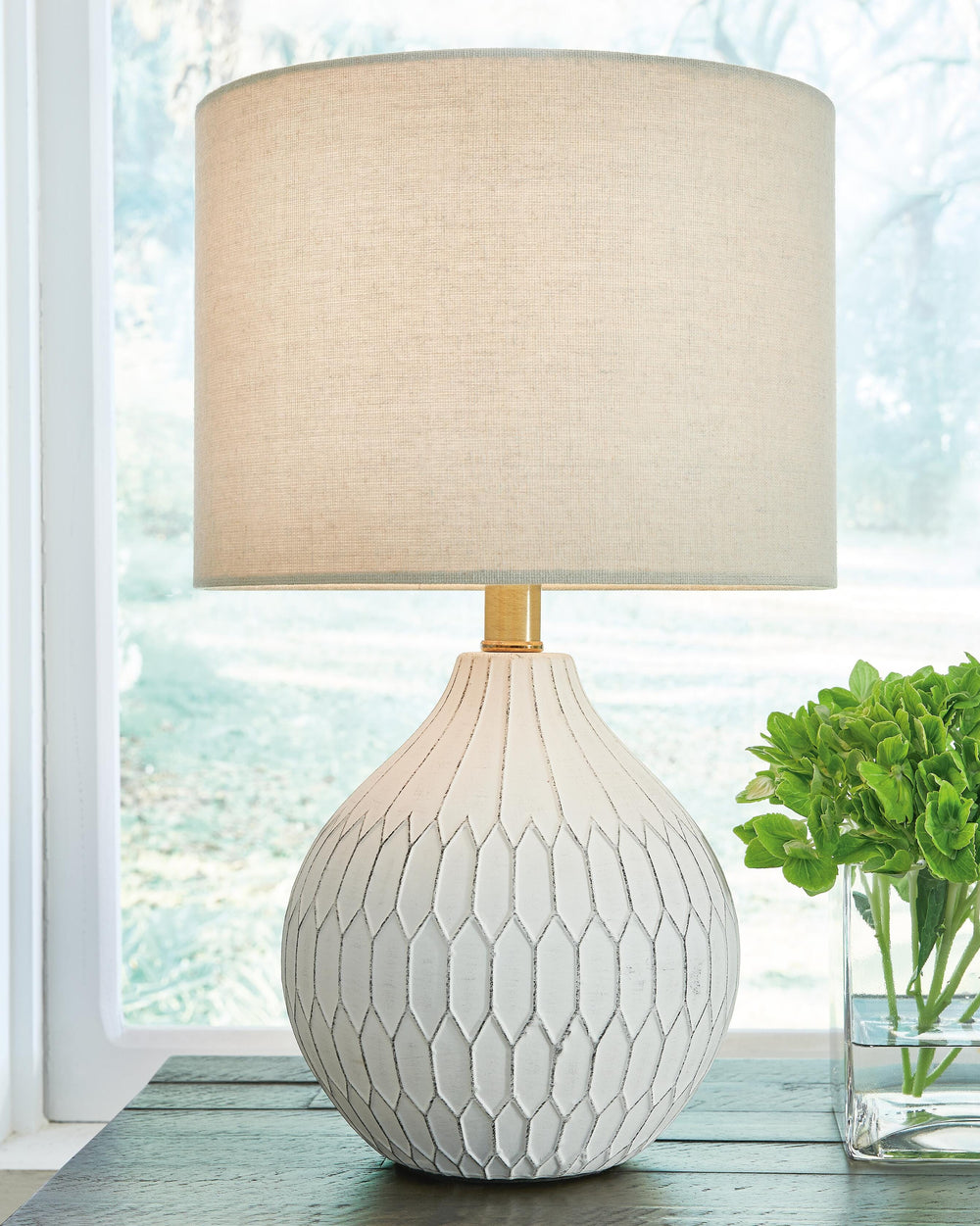 Wardmont Table Lamp - White (2)