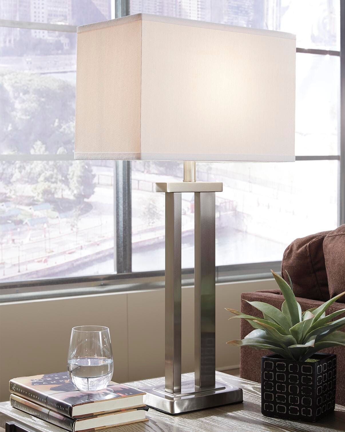 Aniela Table Lamp (Set of 2) - Pearl Silver (2)