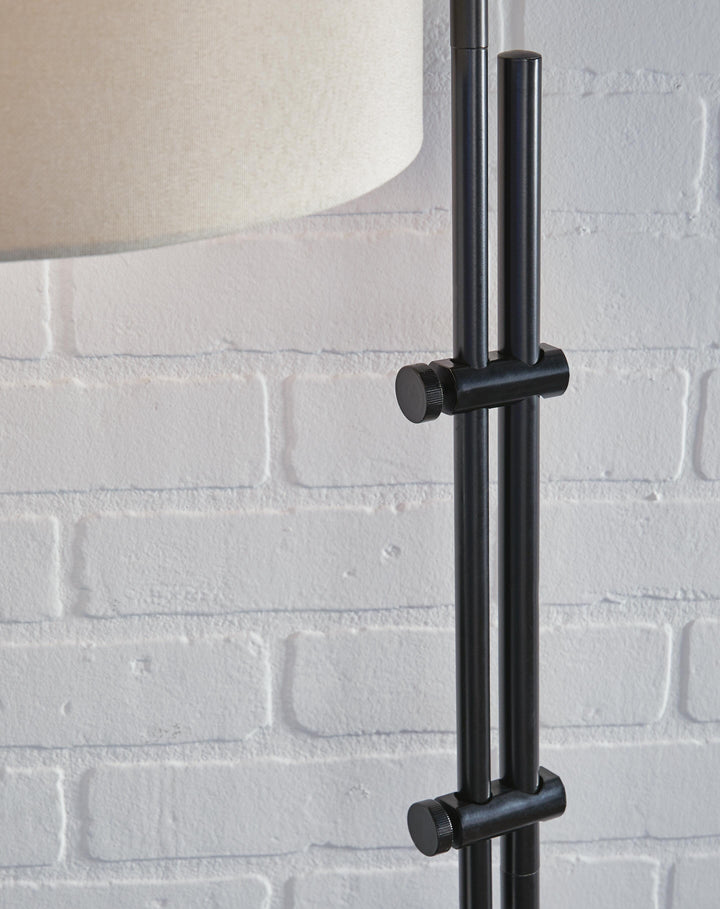 Baronvale Floor Lamp - Black (3)