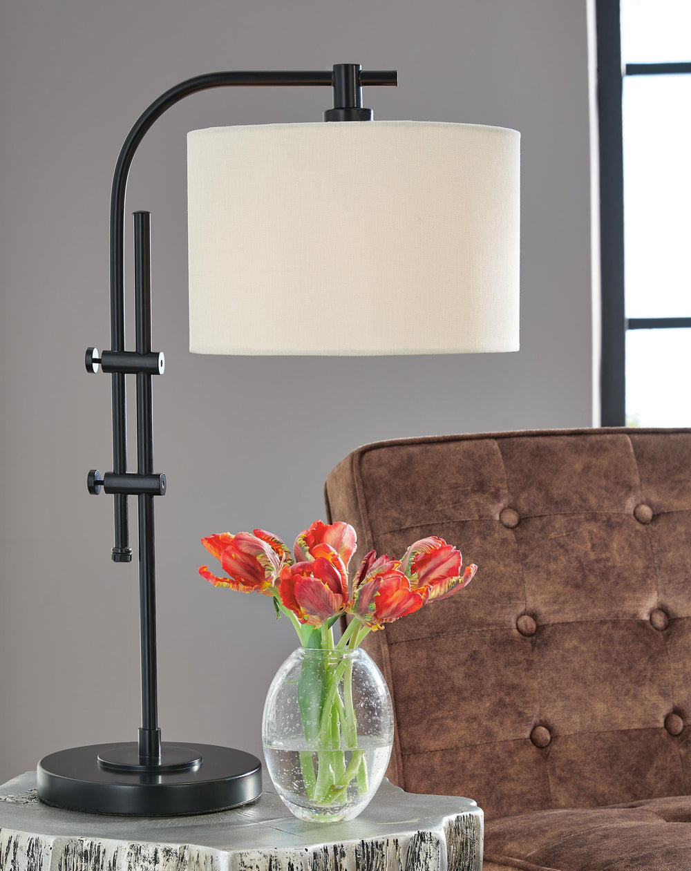 Baronvale Accent Lamp (Set of 2) - Black (1)