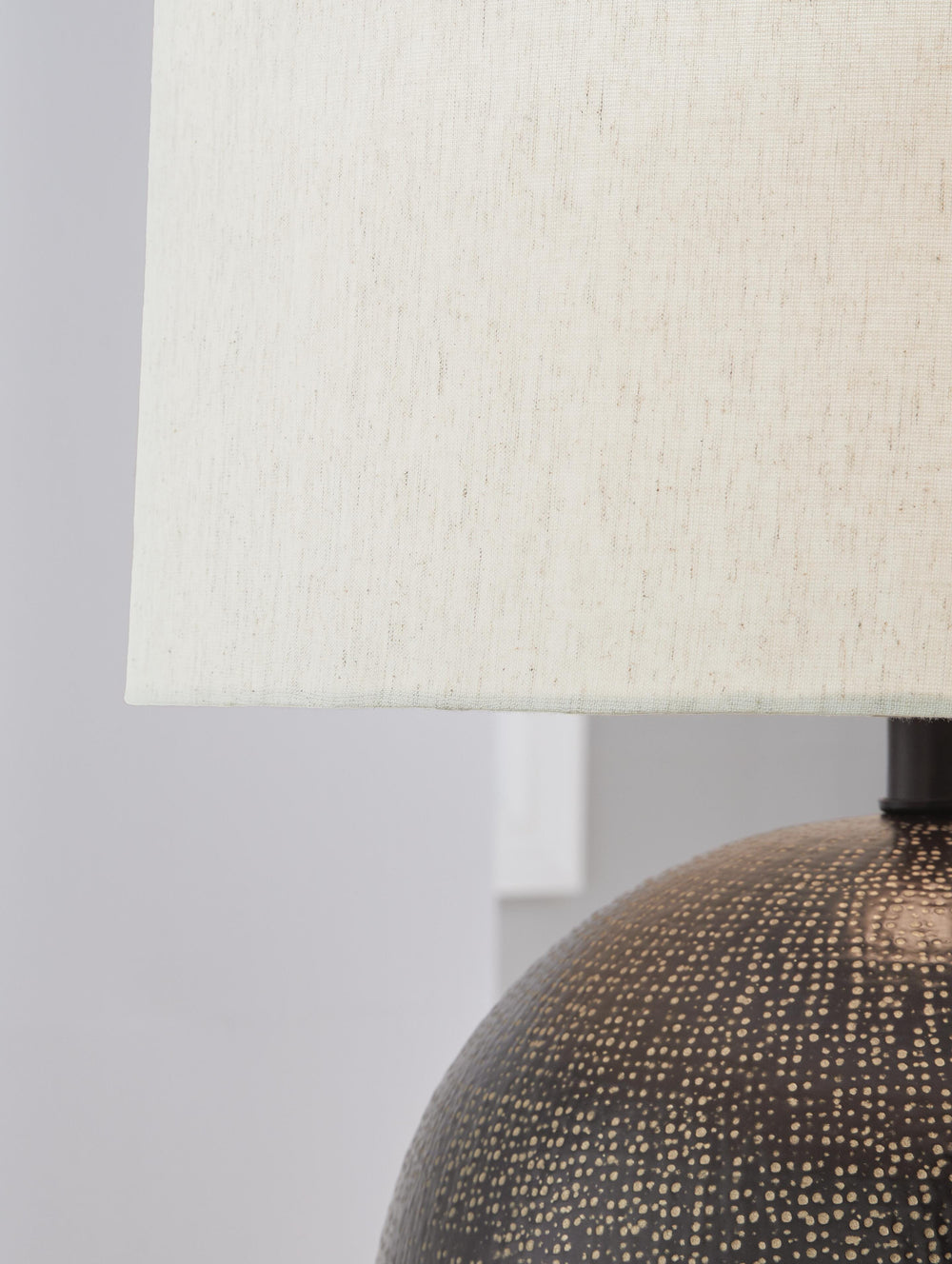 Hambell Table Lamp - Black (3)