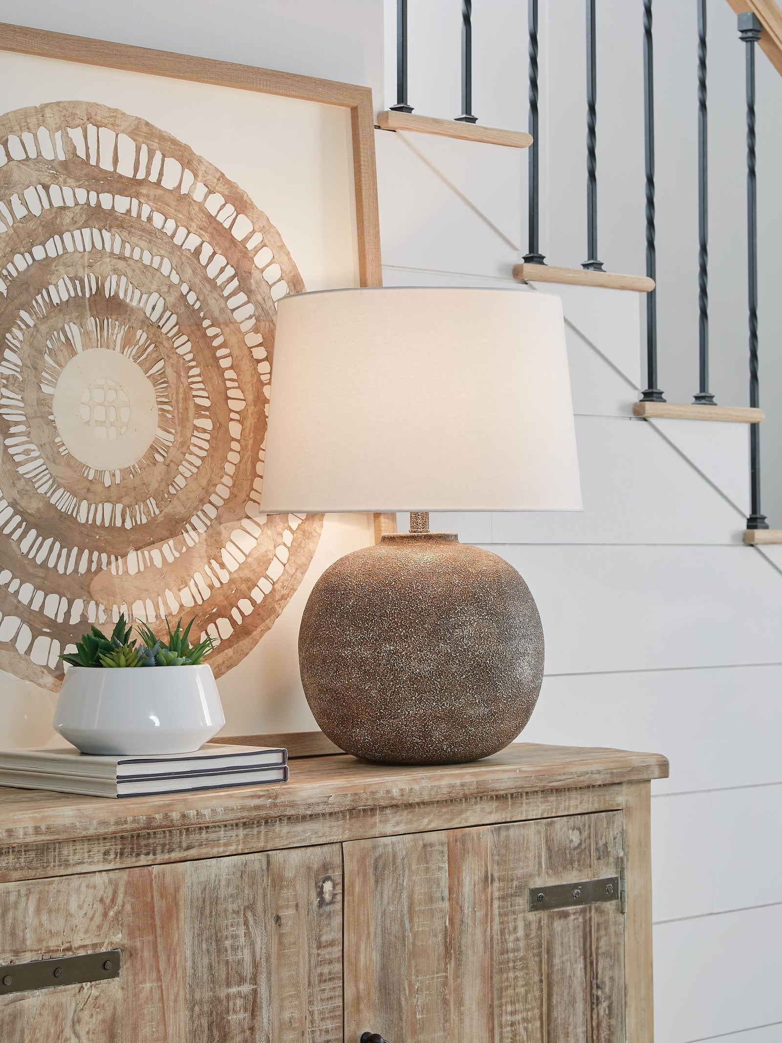 Neavesboro Table Lamp - Dark Brown (2)