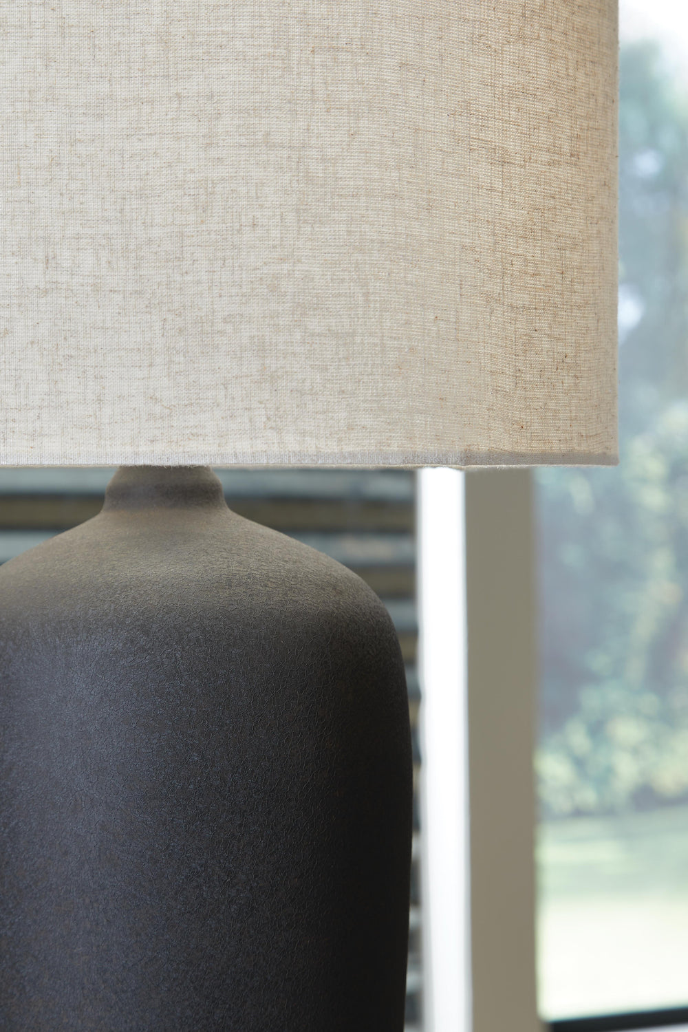Ryenburg Table Lamp - Black (3)
