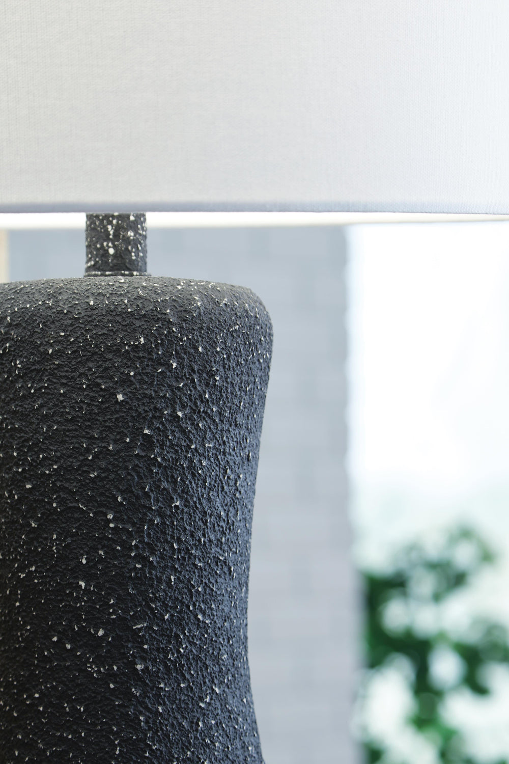 Maykins Table Lamp - Black (3)