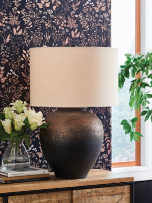 Newgerhard Table Lamp