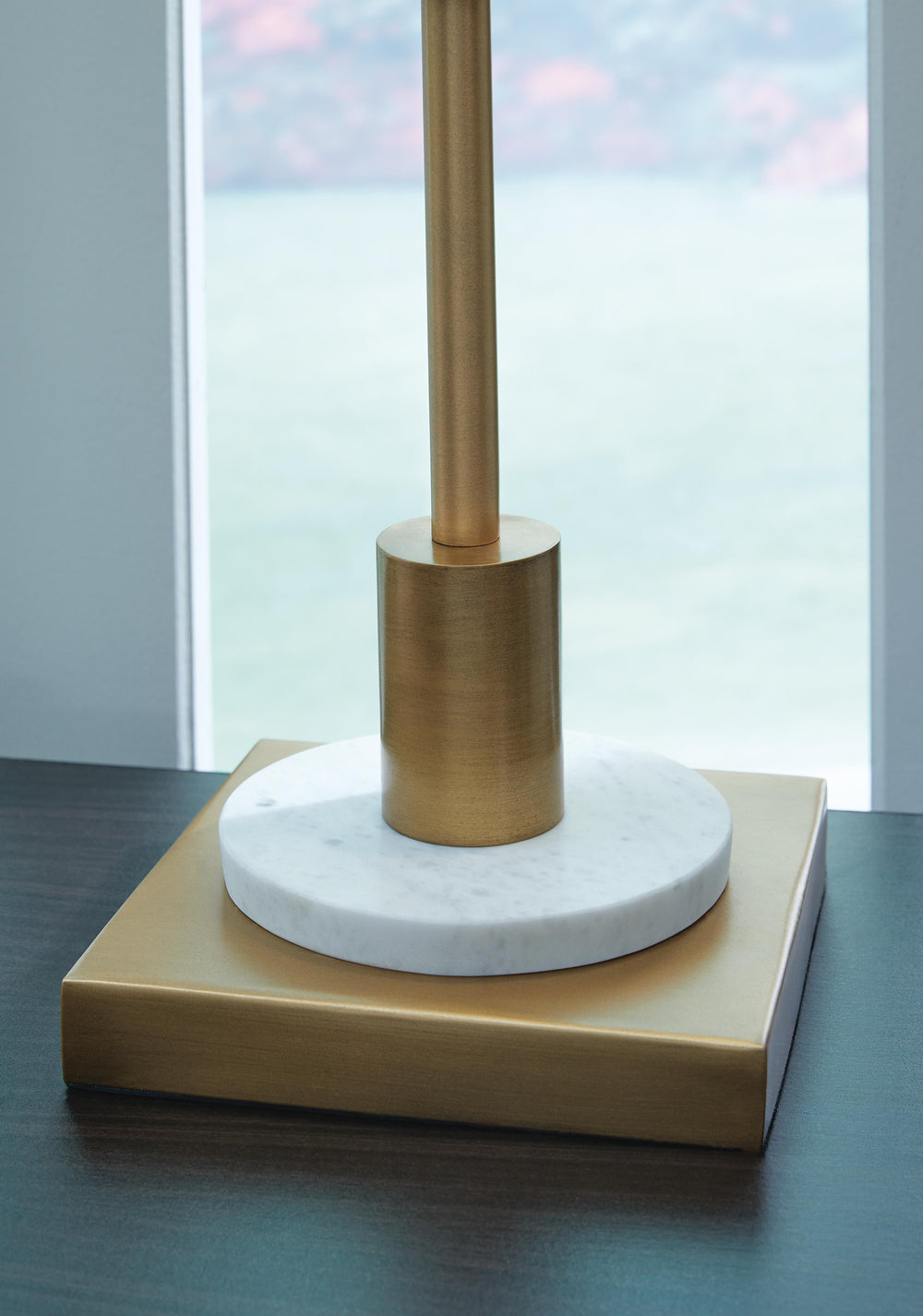 Fritzburn Table Lamp - Gold (3)