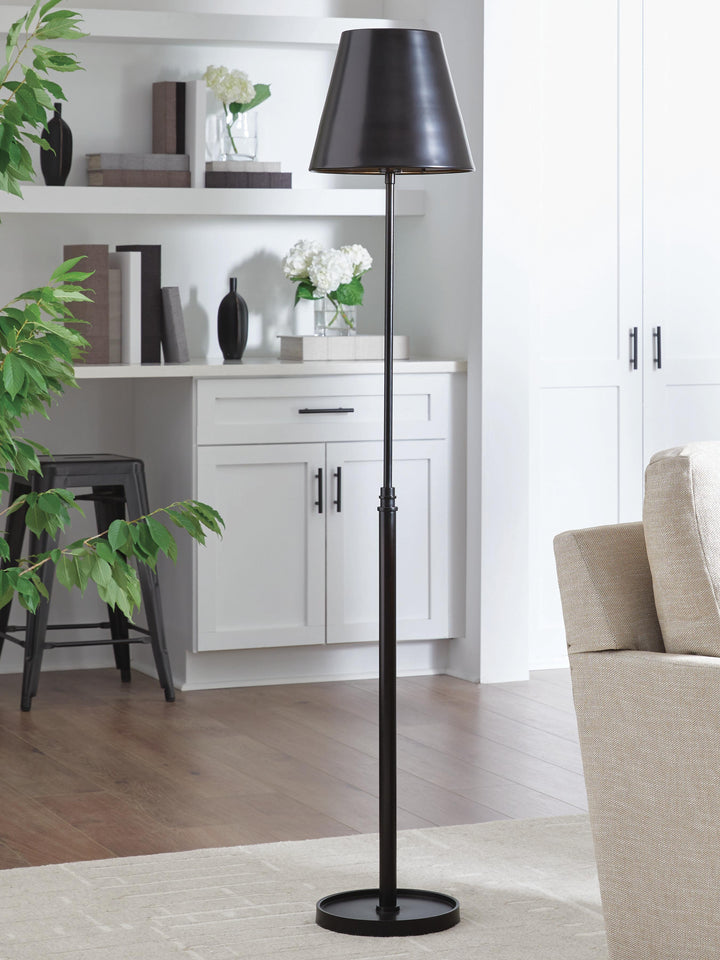 Wimner Floor Lamp - Black (2)