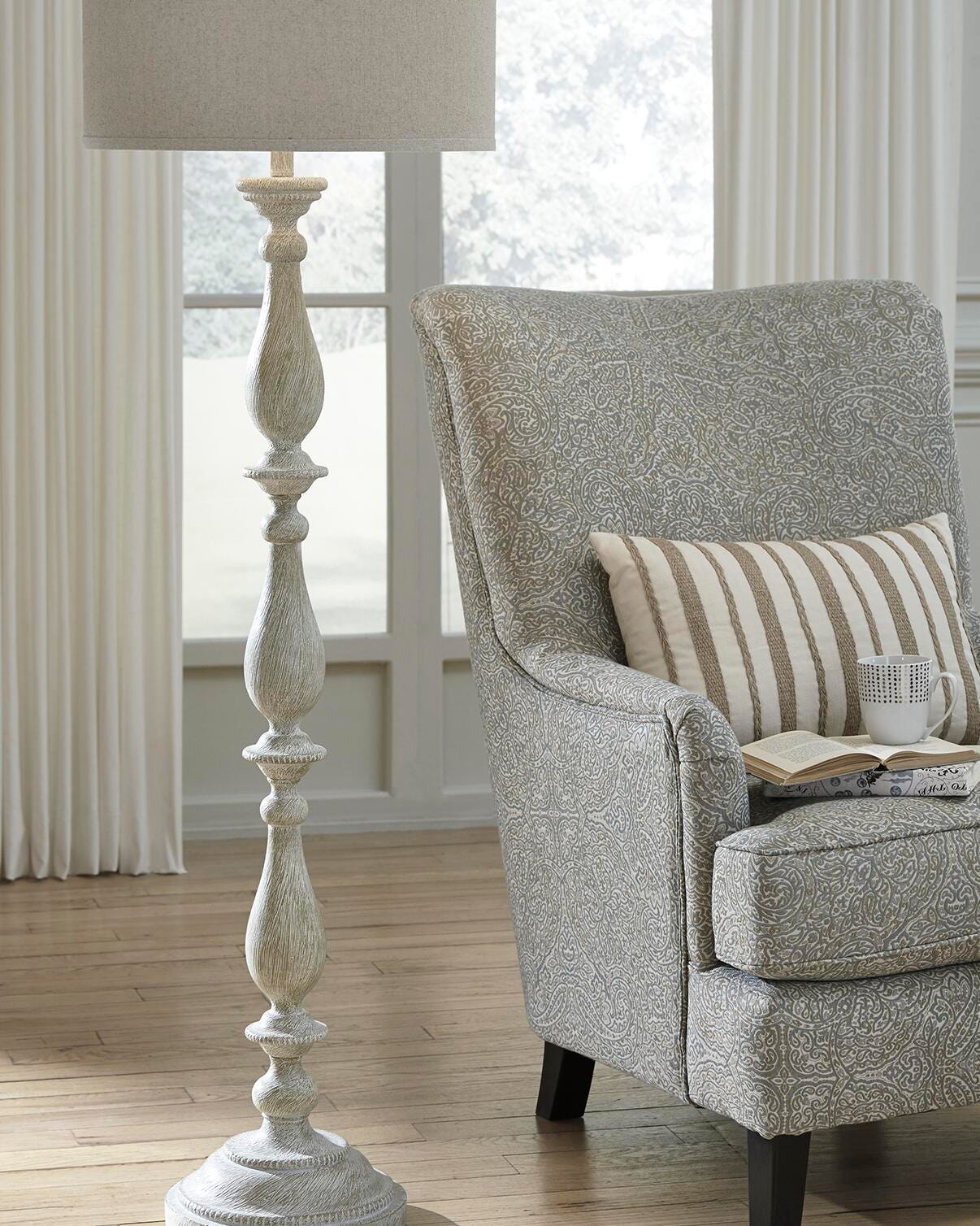 Bernadate Floor Lamp - Beige (2)