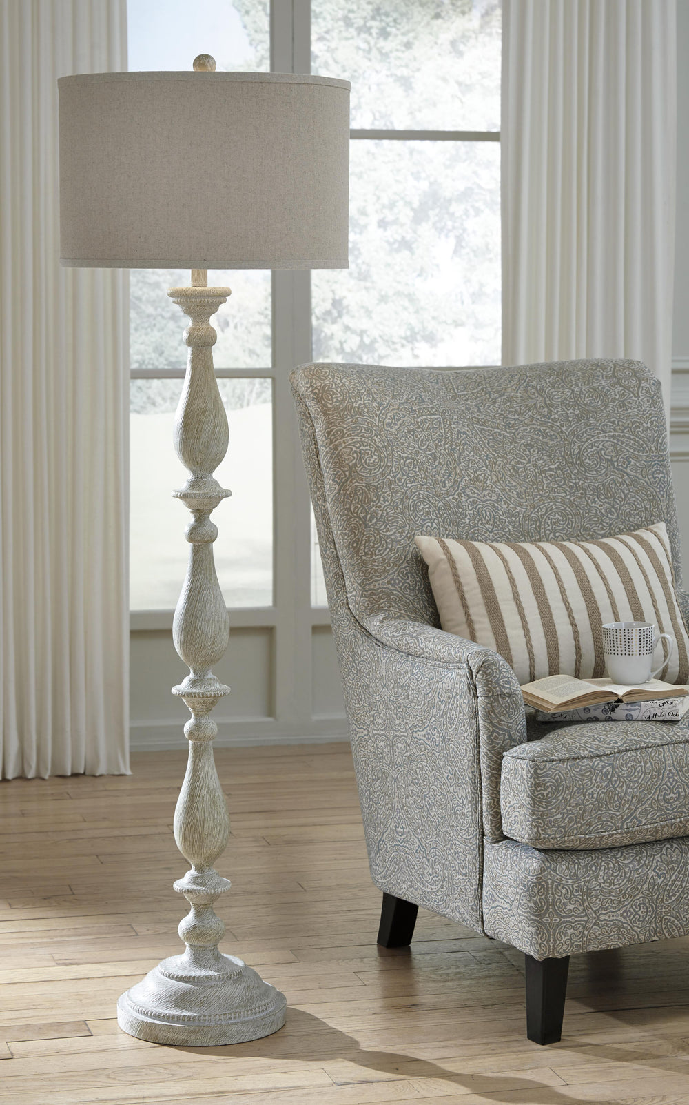 Bernadate Floor Lamp - Beige (3)