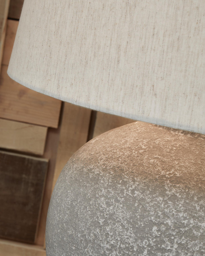 Dreward Table Lamp - Dark Gray (4)