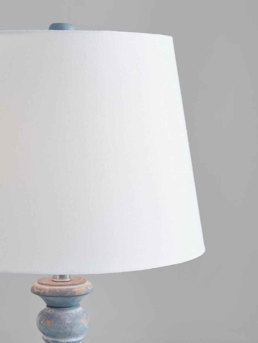 Cylerick Table Lamp - Blue (3)