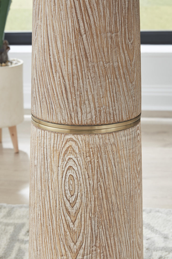 Gasparleigh Floor Lamp - Light Brown (3)