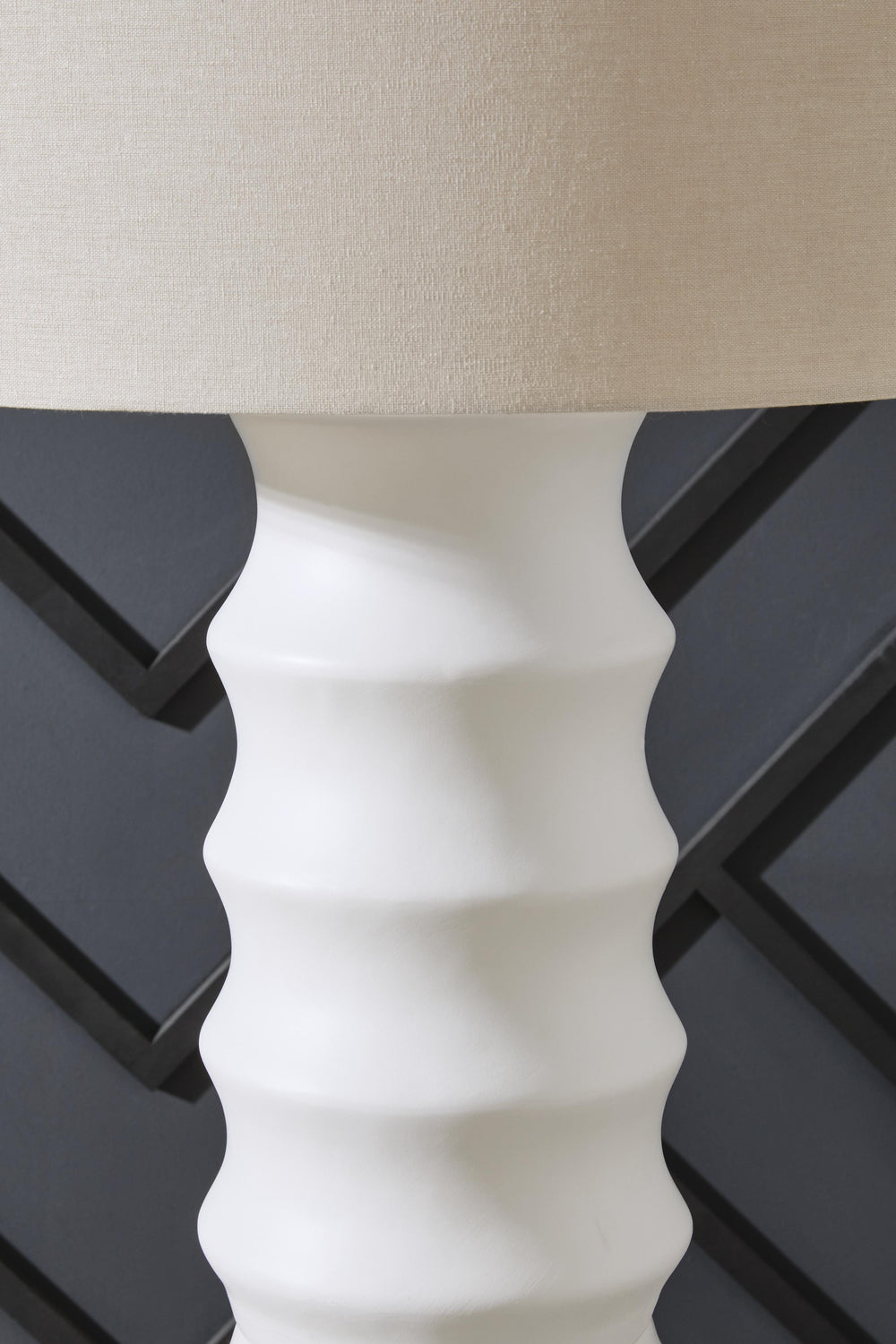 Veraleigh Floor Lamp - White (3)