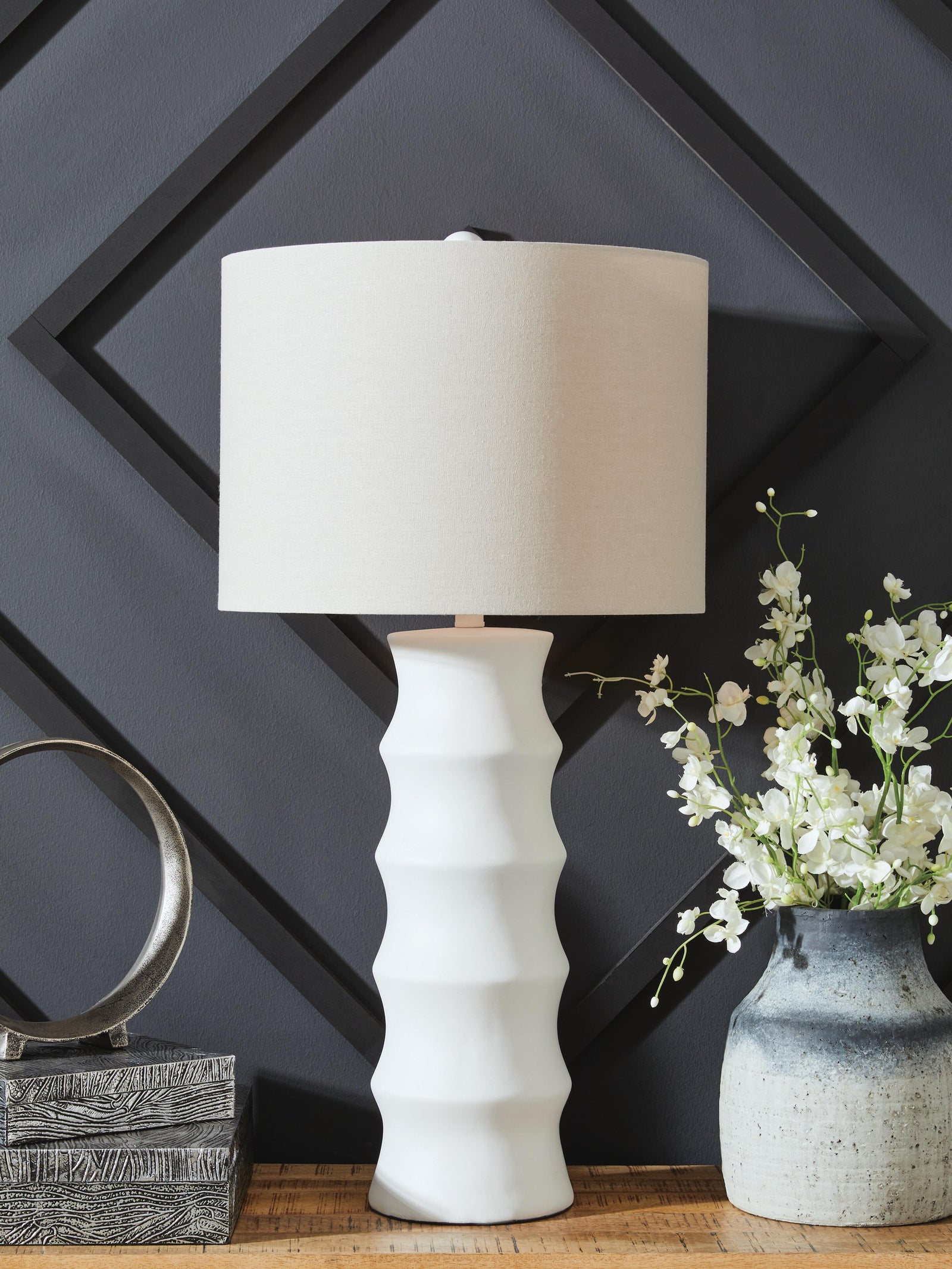 Veraleigh Table Lamp - White (2)